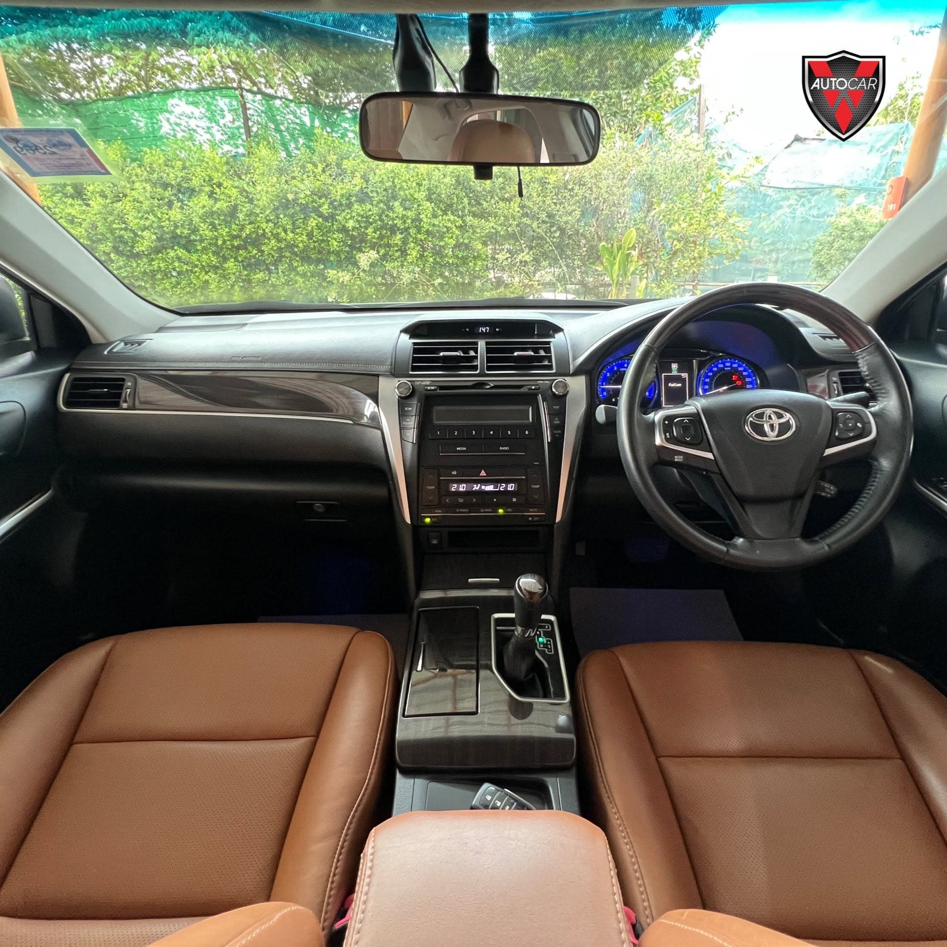 Toyota Camry 2.5 Hybrid ปี 2016 สีเงิน รูปที่ 3