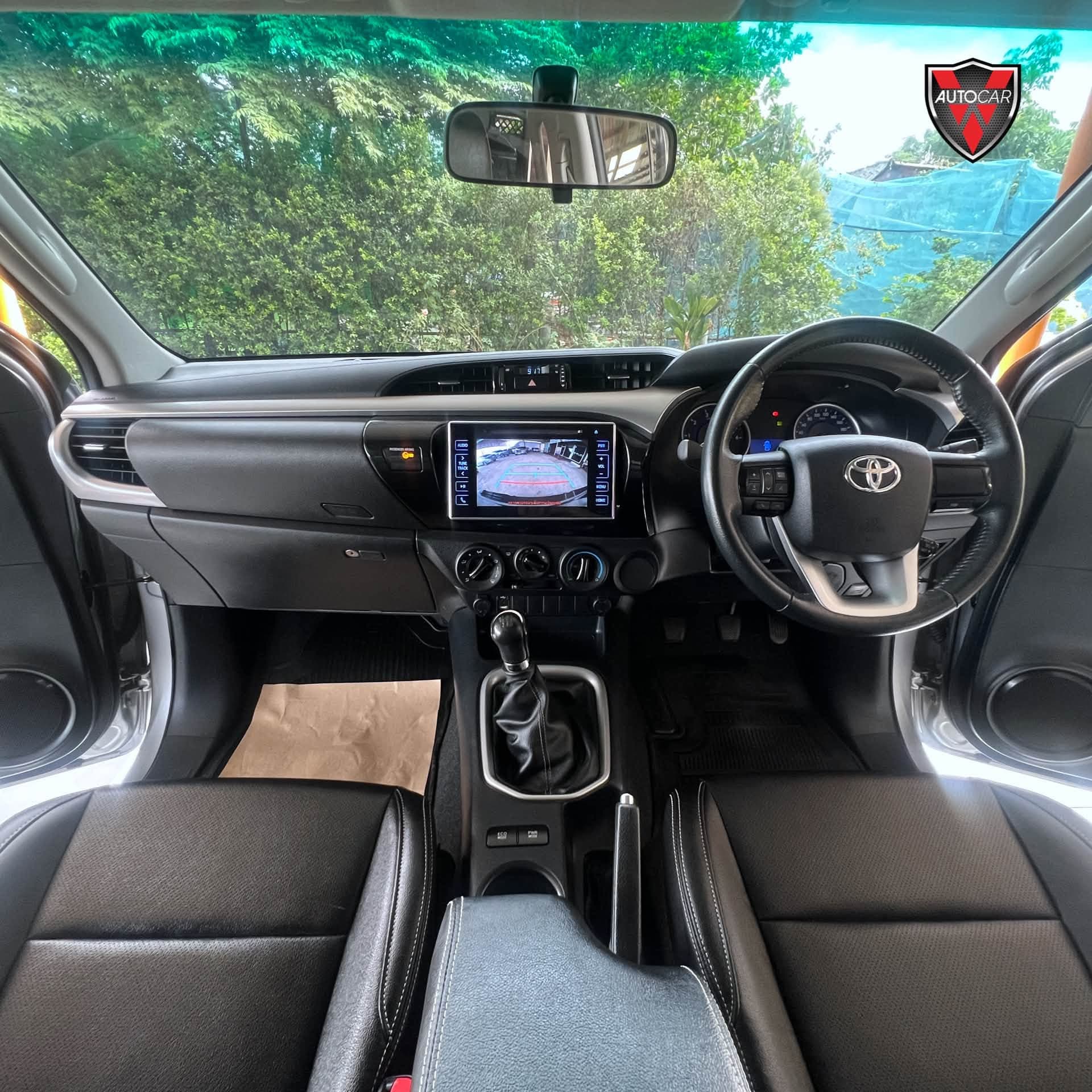 Toyota Hilux Revo Double Cab 2.4 ปี 2018 สีเงิน รูปที่ 3