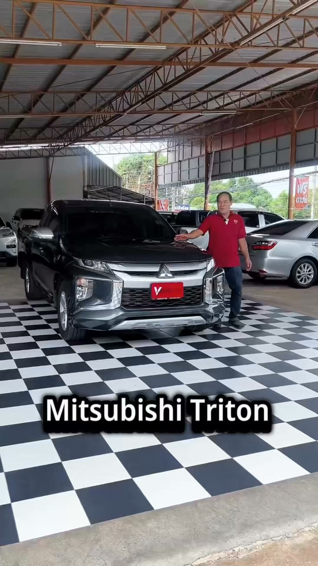 Mitsubishi Triton Megacab 2.5 GLX ปี 19/20